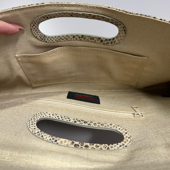 Hobo Leather Snakeskin Print Clutch Bag - Picture 10 of 12